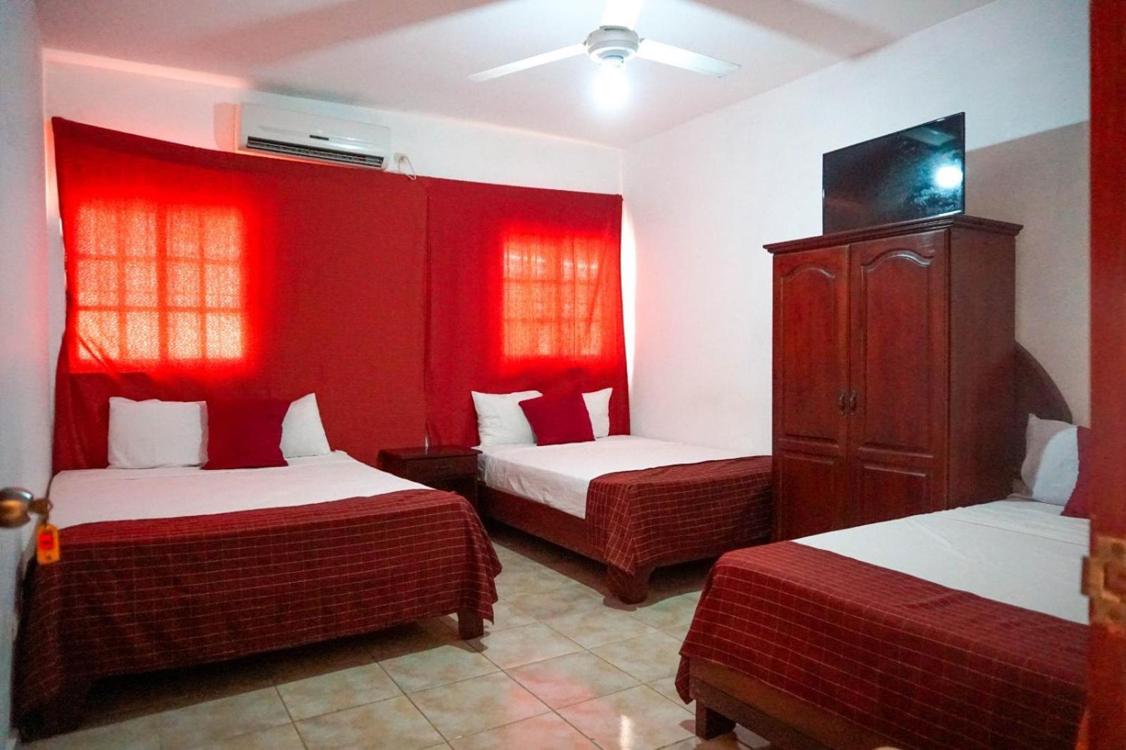 Hotel Nuevo Amanecer El Catey Ngoại thất bức ảnh