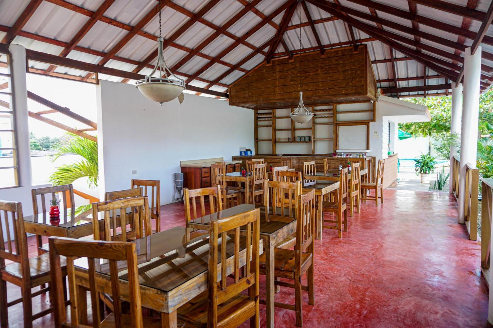 Hotel Nuevo Amanecer El Catey Ngoại thất bức ảnh