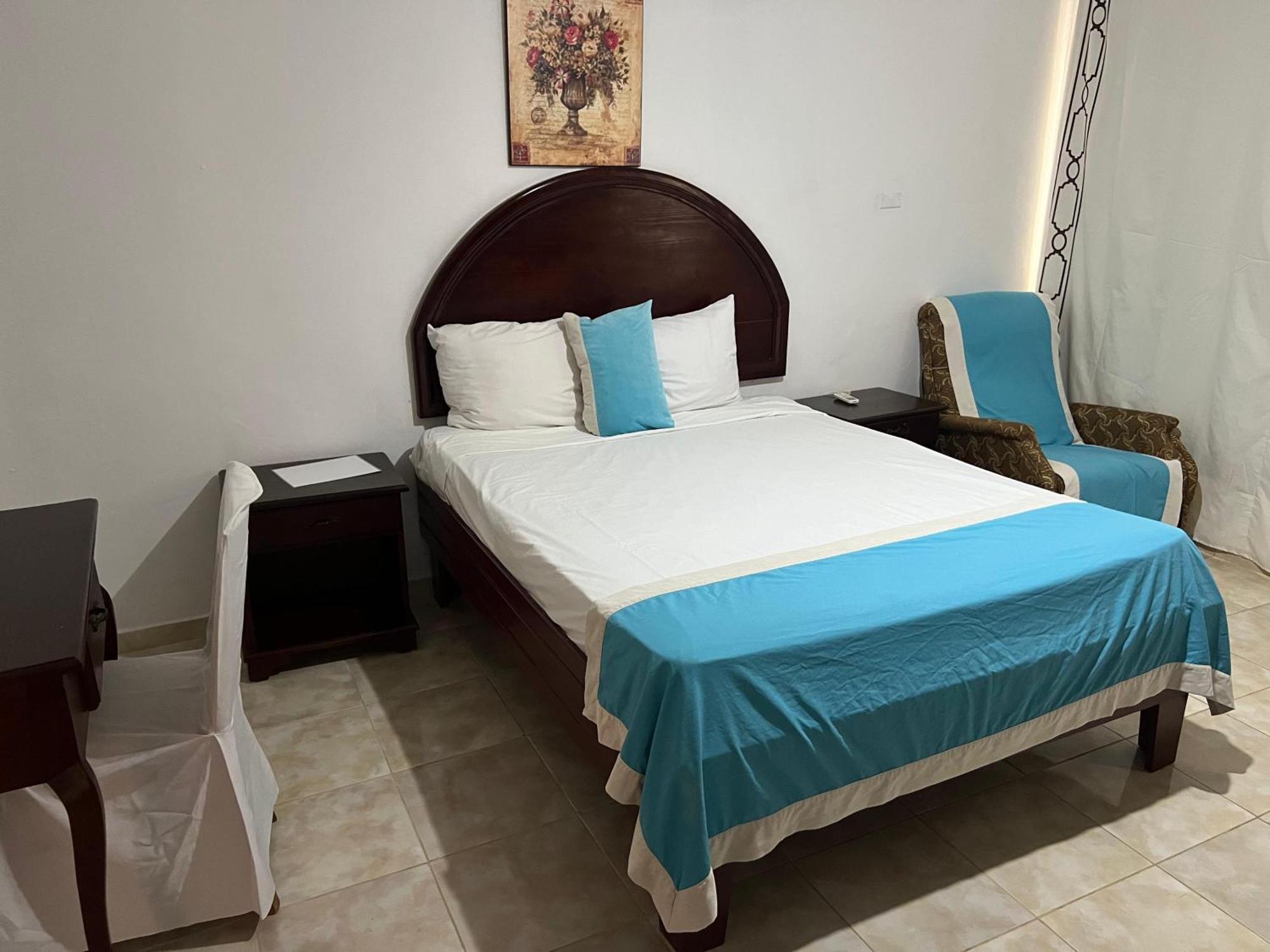 Hotel Nuevo Amanecer El Catey Ngoại thất bức ảnh