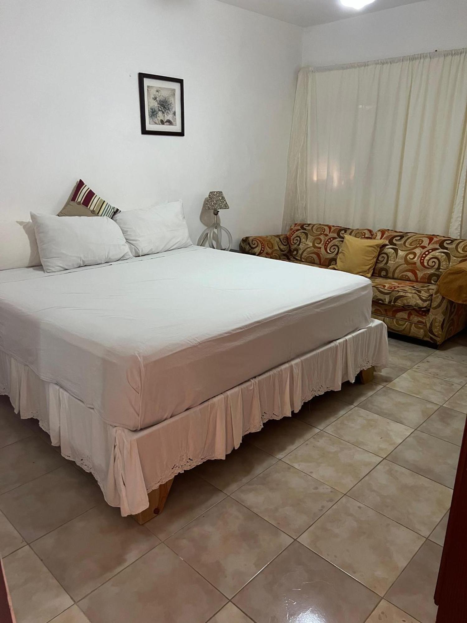 Hotel Nuevo Amanecer El Catey Ngoại thất bức ảnh
